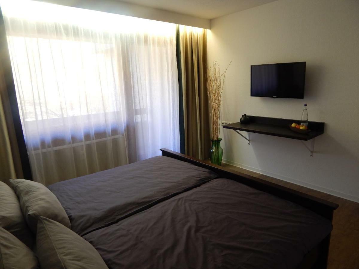 Free Apartment - Bei Den Thermen Bad Urach Exterior photo